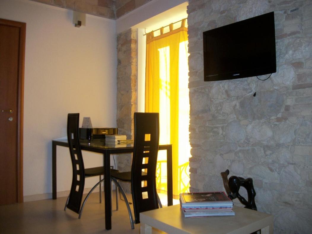 Colle Di Minerva Apartment เคติ ภายนอก รูปภาพ